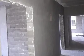 ЖК Новое лыткарино. Штукатурка стен  и откосов в МОП.