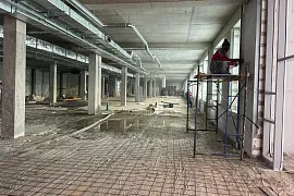 Полусухая стяжка пола школы в Клину