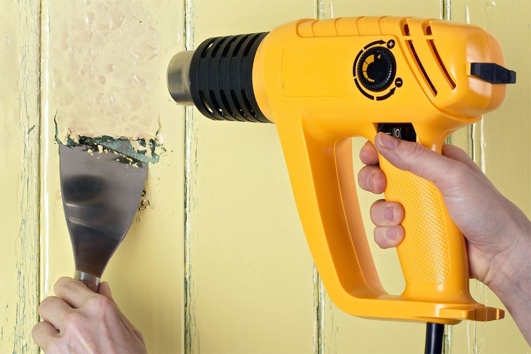 Cleaning paint with a hair dryer