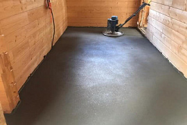 Semi-dry floor screed. Istra district